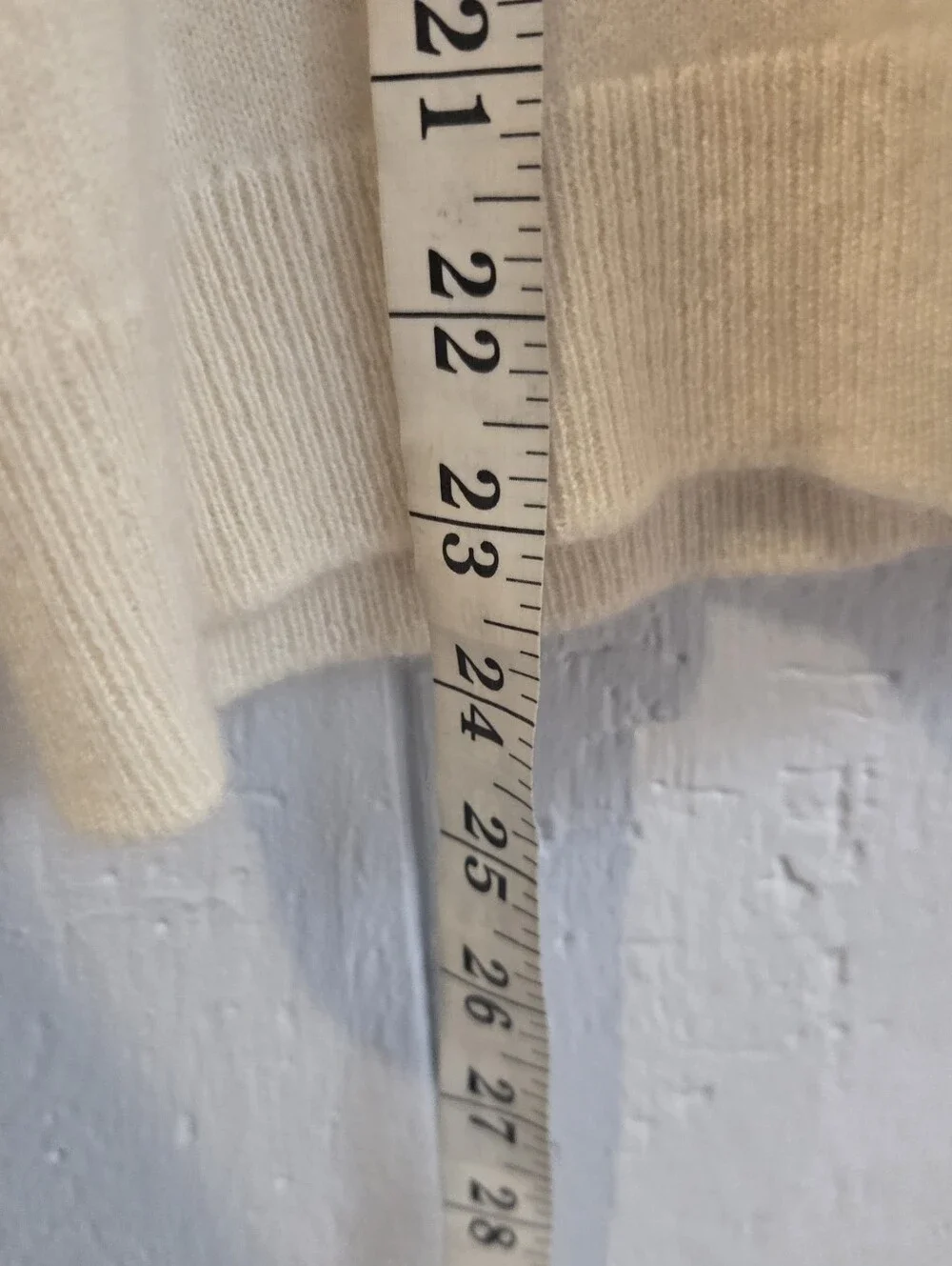 Brooks Brothers Italian Cashmere Cream Turtleneck Sweater